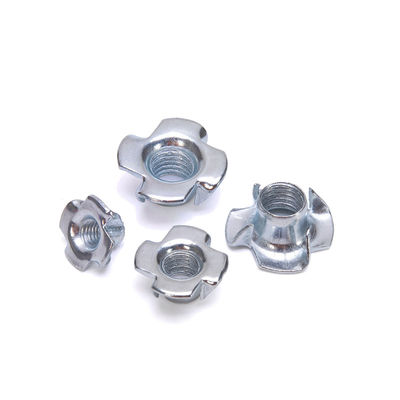 GB Standard Blanc Jaune Zinc T-Nut Claws T-Nuts 4 Prongs Claws Tee Nut pour les boissons alimentaires JIS M3 M4 M6 M8 M10 M12