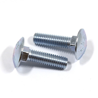 Finition simple SS304 SS316 Coche galvanisée Bolt Nut M4 M5 M6 M8 M10 avec A2-70/A4-80/304/316 Grade et acier de haute qualité