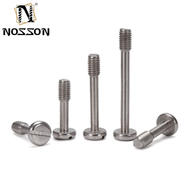 Finition de tranche personnalisée en acier inoxydable A2 AISI 303 316 en acier allié Hex Socket Head Screws de panneau captif pour applications industrielles