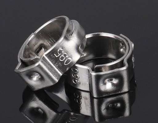 Serre à gorge à oreille unique sans pas en acier inoxydable pour système de mesure métrique dans les installations de tuyaux à huile lourds