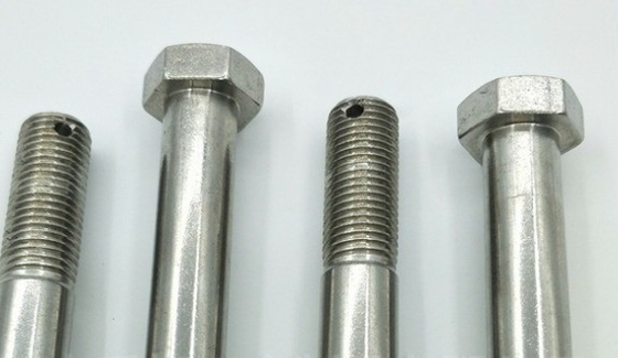 M1.6-M20 Système métrique de mesure en acier inoxydable Tête plate Boulon creux avec trou d'aiguille Cotter