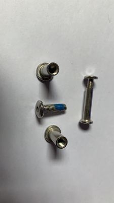 A2-70 Tête d'évier en acier inoxydable, poste de liaison, écrous de fût, vis mâle et femelle