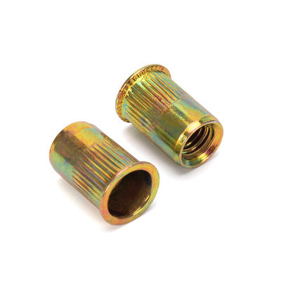 Noix de rivets à tête plate métrique zincée pour fixation précise dans l'industrie automobile finition simple