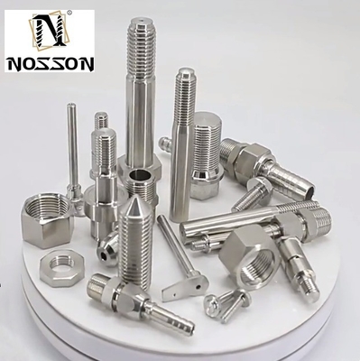 Bouchage d'acier inoxydable laiton aluminium plastique personnalisé CNC fraisage de précision tournant pièces d'usinage avec code tête carrée