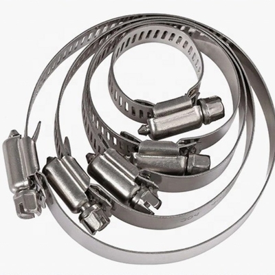 Clampe à tuyau SS304 à installation rapide à l'allemand avec matériau en acier au carbone et système de mesure métrique en stock