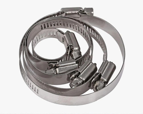 Clampe à tuyau SS304 à installation rapide à l'allemand avec matériau en acier au carbone et système de mesure métrique en stock