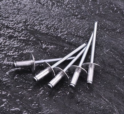 Finition en zinc ANSI/ASME Force de fixation solide en acier Rivet pour métal m2.5 m3 m3.5 m4.2 m4.8 m5.5 m6.3