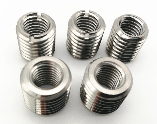Noix de conversion métrique à filetage chromé 8 mm 10 mm 12 mm 14 mm 16 mm 20 mm 25 mm 30 mm 35 mm 40 mm 50 mm Longueur pour l'industrie