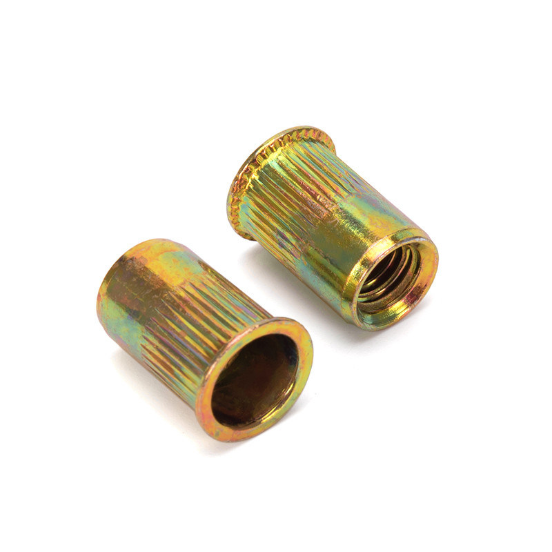 Finition simple métrique standard DIN en acier au carbone zinc plaqué en aluminium Rivnut inserts pour les exigences du client