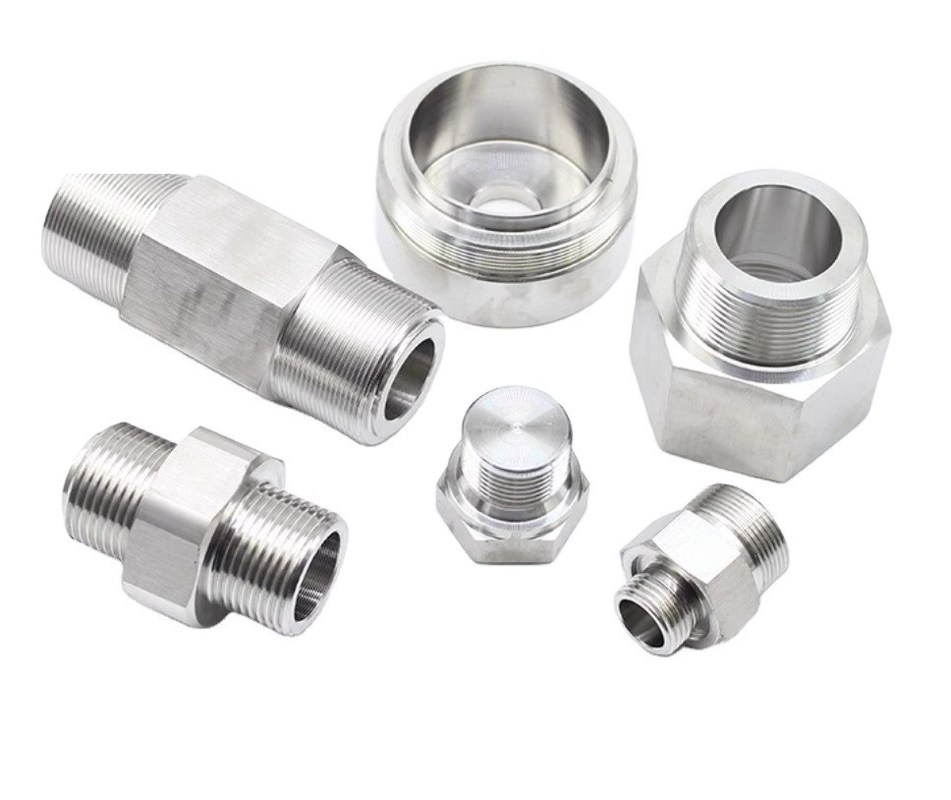 Parties tournantes d'usinage CNC en acier inoxydable d'aluminium titane de précision avec connexion de pressage et support OBM