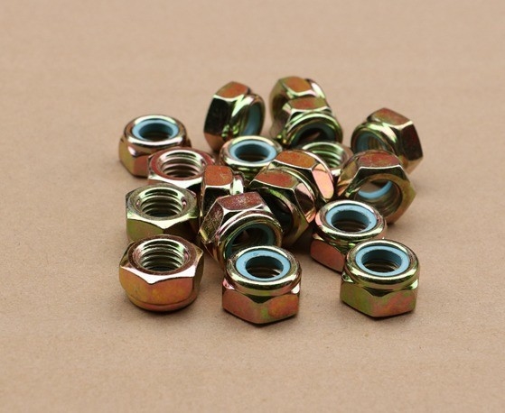 L'acier en alliage standard GB DIN985 Nylon Lock Nut Gr8 M6 M8 M10 Certifié ISO pour les équipements de santé Acheteur d'accessoires
